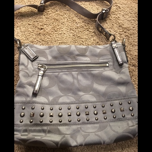 Coach Signature Crossbody - Picture 3 of 8